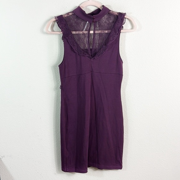 Free People Beaumont Muse Lace Trim Dress in Maroon Plum Purple size XS - Picture 4 of 11